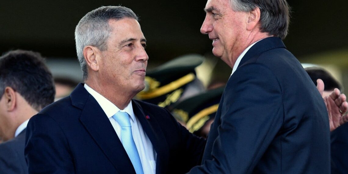 Arrestan al exministro de Defensa de Bolsonaro en investigación por trama golpista