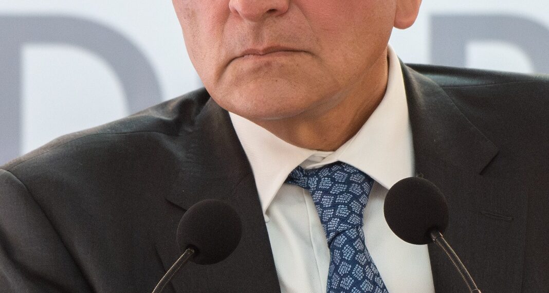 Aplica Adán Augusto López violencia política de género a Juanita Guerra, al destituirla de Comisión en el Senado