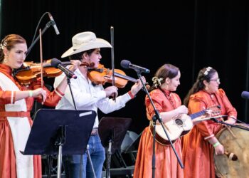 El foro nacional de creadores se consolida como un importante vínculo entre artistas y sociedad