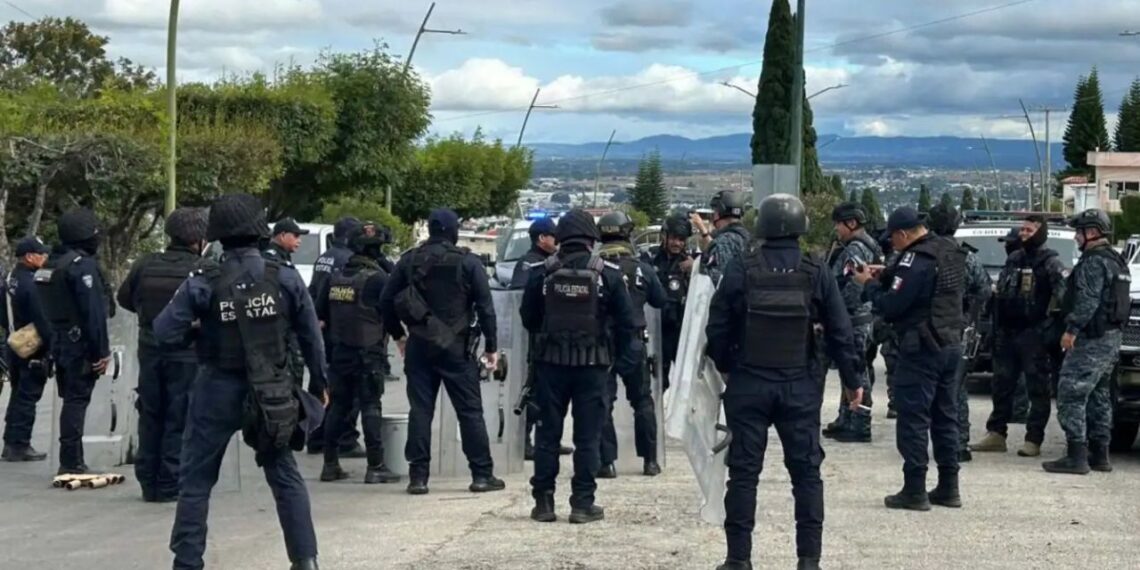 Caen 92 policías por obstruir operativo contra el narcomenudeo en Chiapas