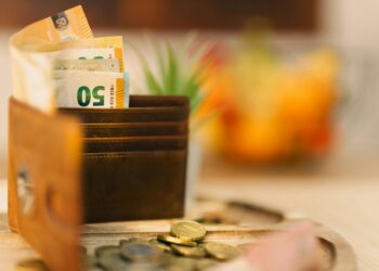 Guía de 3 tips para invertir el aguinaldo en un seguro de auto