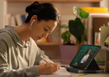 Huawei lanza sus innovadores productos que transforman la excelencia en smartphones plegables, audio y diseño