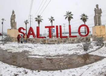 La nieve regresa a Saltillo tras 8 años de ausencia