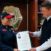 Recompensa SSC a mujer policía por salvar la vida de dos niñas en el Metro