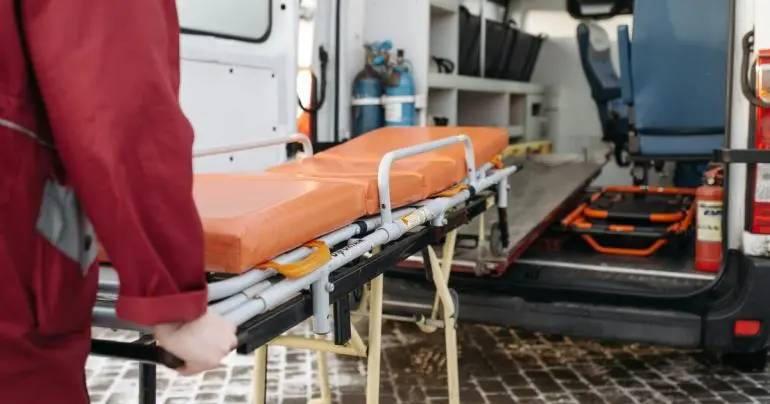 Al menos 40 personas se intoxican en un balneario de Morelos