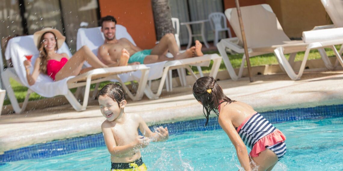 Holiday Inn Resort Ixtapa anuncia ofertas especiales en temporada alta: niños se hospedan gratis