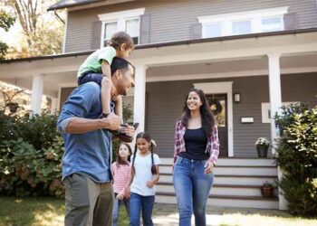 ¿Vas a adquirir una casa? Conoce la mejor edad y momento para hacerlo