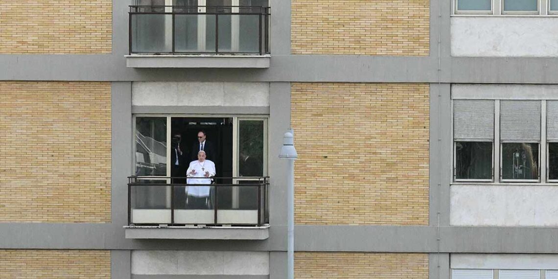 Este fue el mensaje del Papa Francisco tras ser dado de alta