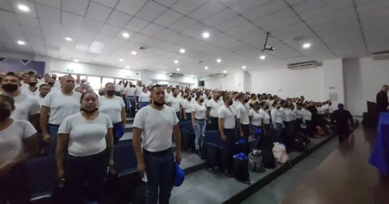 SSC capacita a 446 cadetes para prevenir suicidios en el Metro de la CDMX