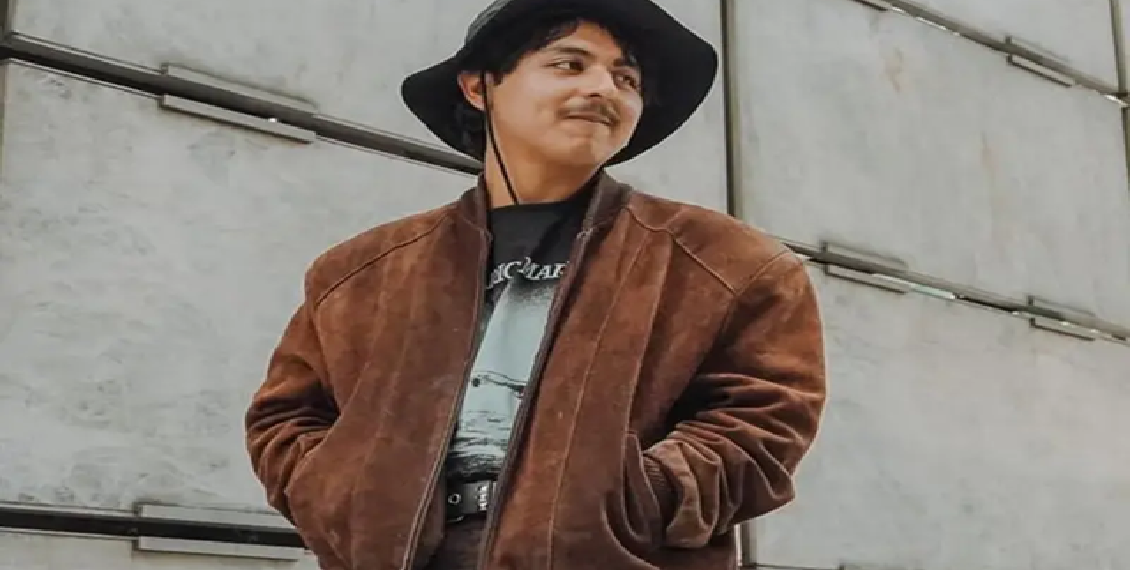 Macario Martínez termina relación laboral con mánager; era encargado de prensa en el Axe Ceremonia