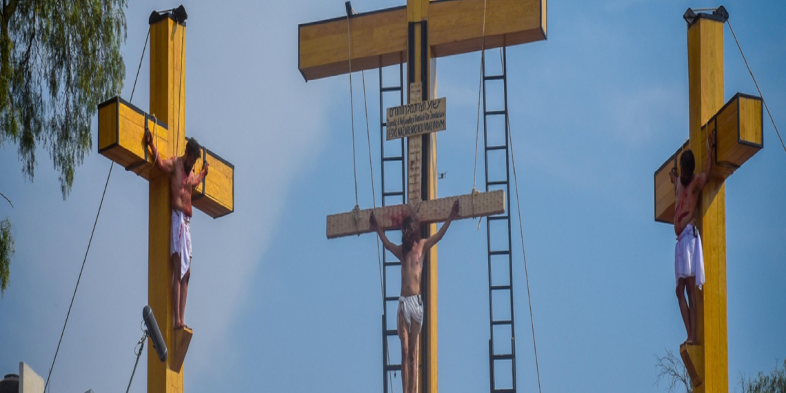 Más de 1.4 millones de personas asisten a la Representación de la Pasión en Iztapalapa