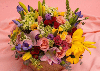 Flor de Iris: un must para decorar la mesa este Día de las Madres