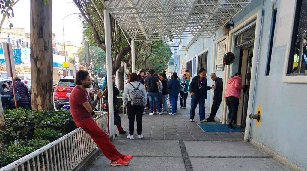 A tres meses del conflicto en el Sanatorio Trinidad, trabajadores buscan justicia