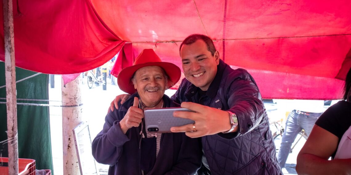 Raymundo Villalpando suma más de 50 mercados recorridos