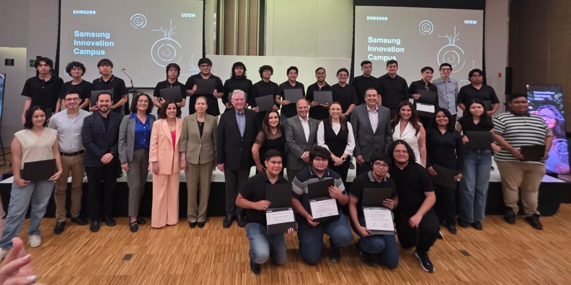 Samsung Innovation Campus celebra su ceremonia de clausura 2024 en la Universidad de Monterrey