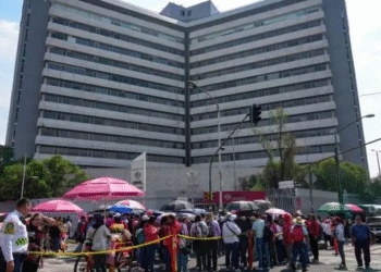 ISSSTE y Afores, blanco de protestas de la CNTE