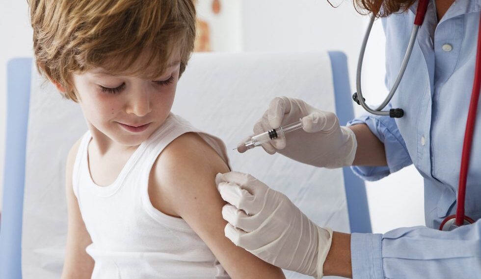 Vacunación contra tos ferina, difteria y tétanos: una prioridad ante el aumento de casos en México