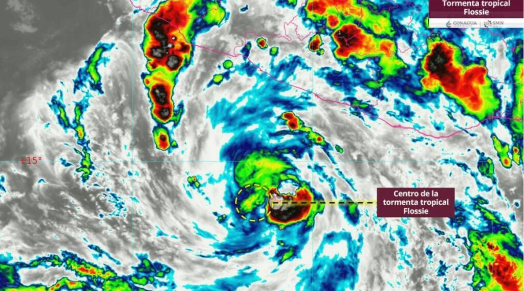 Flossie se intensifica y podría convertirse en huracán este lunes