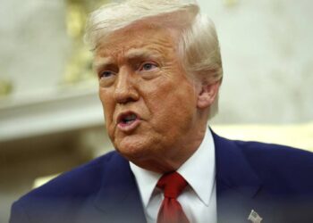 Trump duplica aranceles al acero y aluminio; Reino Unido queda exento, por ahora