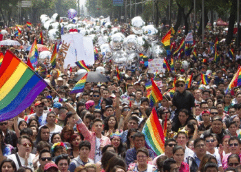 Claudia Sheinbaum conmemora Día Internacional del Orgullo LGBTTTIQ+