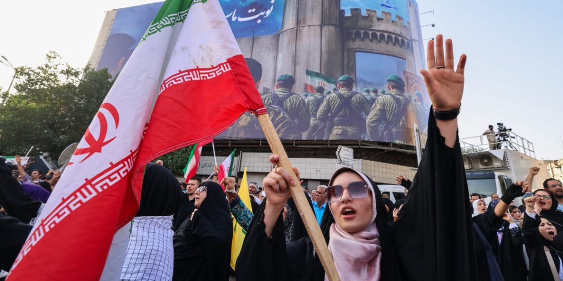 Irán asegura haber forzado a Israel a “aceptar su derrota” y afirma que responderá solo si lo ataca