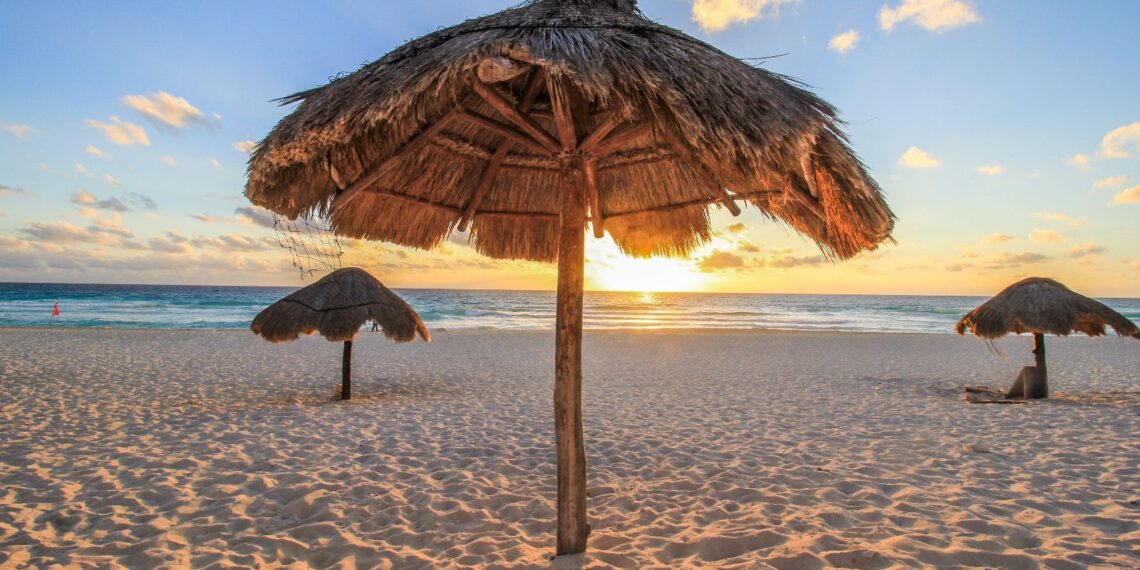 Mazatlán sorprende entre los destinos de playa más populares para estas vacaciones