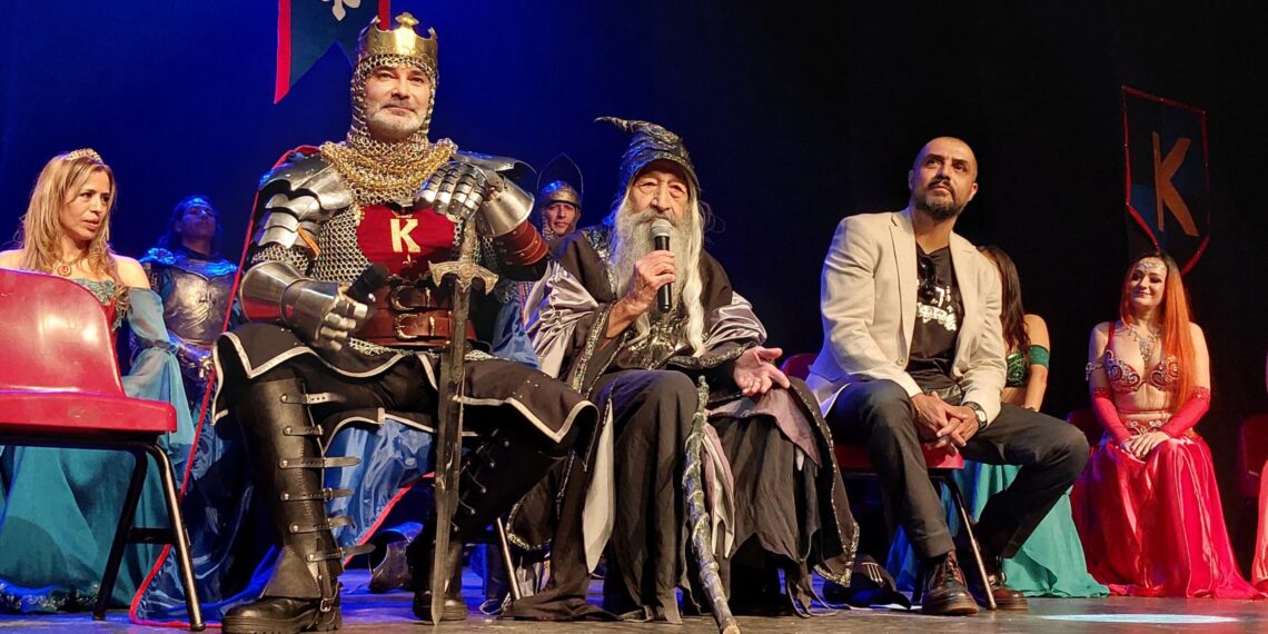 Teatro, leyenda y rock sinfónico se fusionan en “LOS CABALLEROS DEL REY ARTURO” encabezado por el actor Mauricio Islas