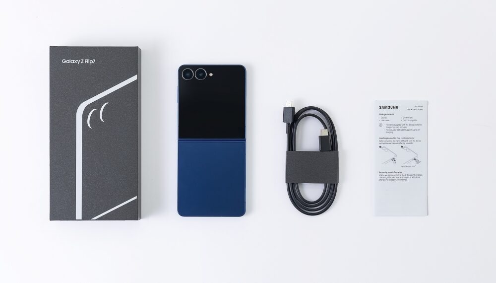 [Unboxing] Galaxy Z Flip7: inteligencia artificial y diseño compacto en la palma de tu mano