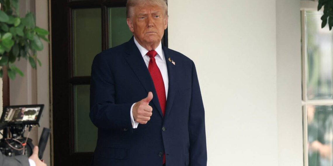 Trump evoca la pena de muerte para demócratas que instaron a militares a la desobediencia