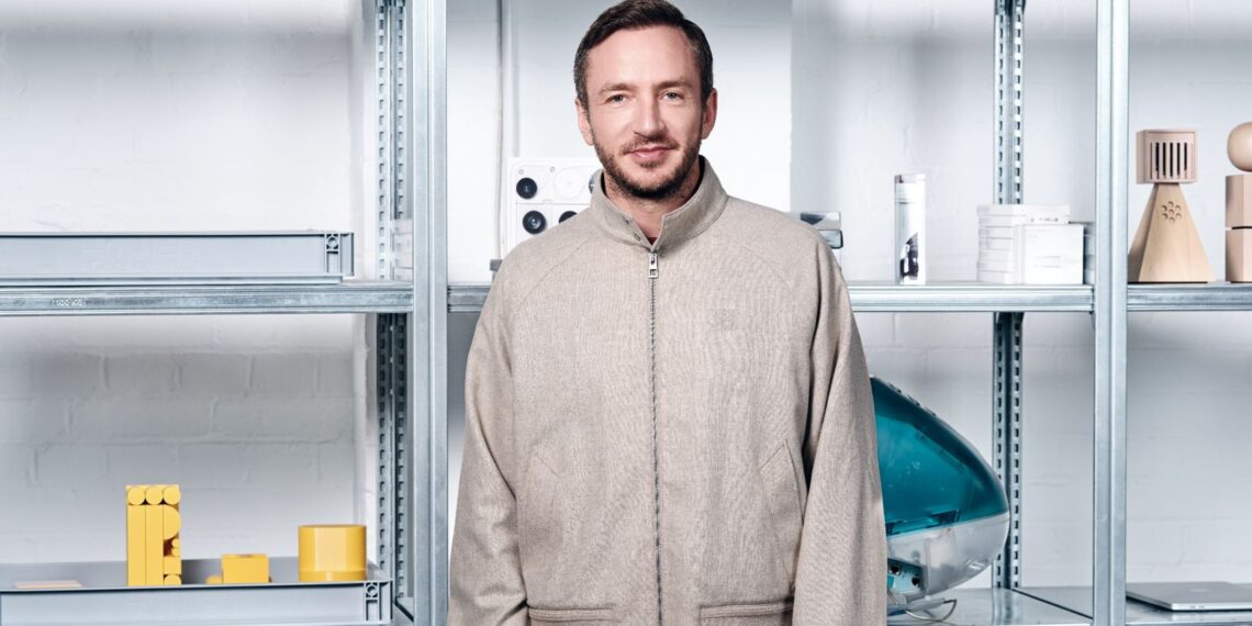 Smith se une a Nothing como director de marca.