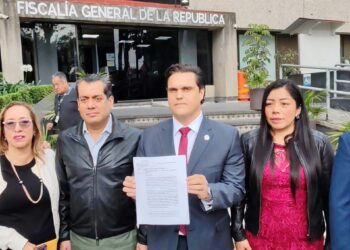 Nueva denuncia con Francisco García Cabeza de Vaca en la FGR