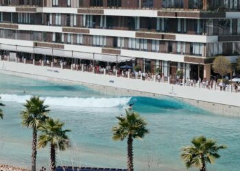 AWM cierra 2025 con múltiples inauguraciones de grandes recintos de surf