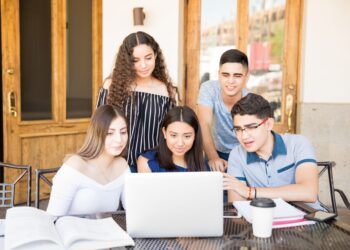 Cómo los centennials están redefiniendo la educación universitaria: Tecmilenio