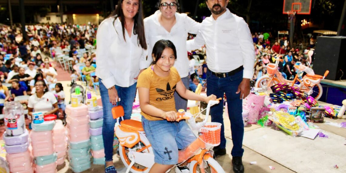 Lleno total en la zona maya con el respaldo de Rafa Marín y Jessica Álvarez