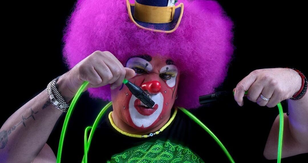 PLATANITO OFRECERÁ FUNCIÓN ESPECIAL EN EL TEATRO METROPÓLITAN CON SINFONÍA DE LA RISABorrador automático