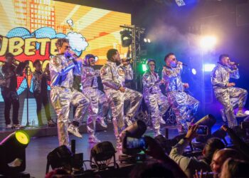 DÉJÀ VU RETRO SHOW: EL ESPECTÁCULO QUE AGOTÓ EL LUNARIO LLEGA ESTE VIERNES 13 DE FEBRERO AL TEATRO ROYAL PEDREGAL