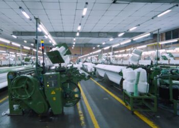 Lafayette apuesta por energía solar para transformar la industria textil