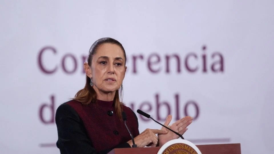 “Todo indica que fue la delincuencia organizada”, dice Sheinbaum tras denuncia de Grecia Quiroz contra políticos por el asesinato de Carlos Manzo