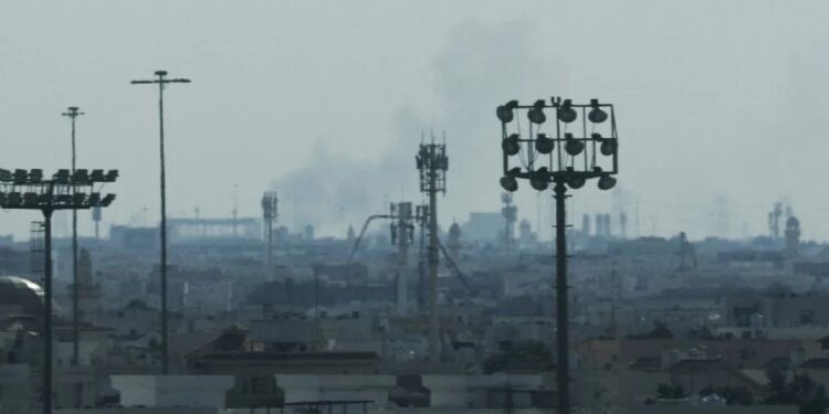 SRE descarta que haya mexicanos directamente afectados por ataques de EU e Israel a Irán