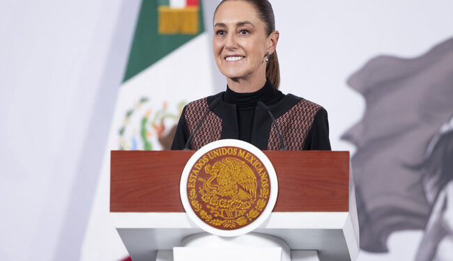 Llegada de 98.2 millones de visitantes internacionales a México es resultado de la grandeza cultural y la transformación: Presidenta