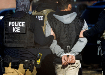 Trump confirma envío de agentes del ICE a aeropuertos para reforzar seguridad