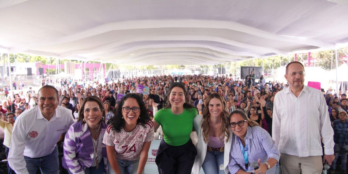 Con más de 4 mil asistentes en su megaclase con Canva, SEDECO acerca la tecnología a las mujeres emprendedoras