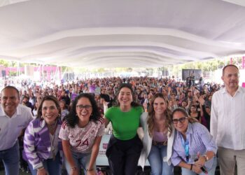 Con más de 4 mil asistentes en su megaclase con Canva, SEDECO acerca la tecnología a las mujeres emprendedoras