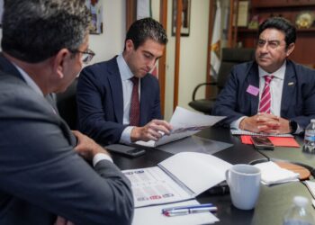 Gino Segura dialoga con la CMIC sobre desarrollo y crecimiento en Quintana Roo