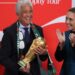 Sheinbaum recibe el trofeo de la Copa del Mundo de manos del legendario Bebeto a 100 días de la inauguración del Mundial