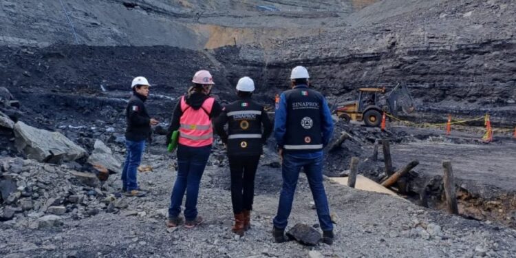 Derrumbe en mina de Sinaloa deja cuatro trabajadores atrapados