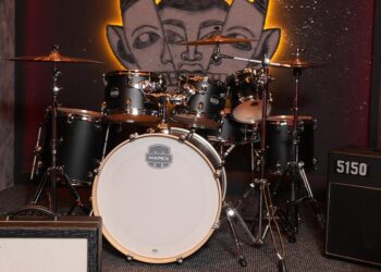 Cínico Estudio convierte la música en un puente cultural rumbo al Mundial de Futbol 2026