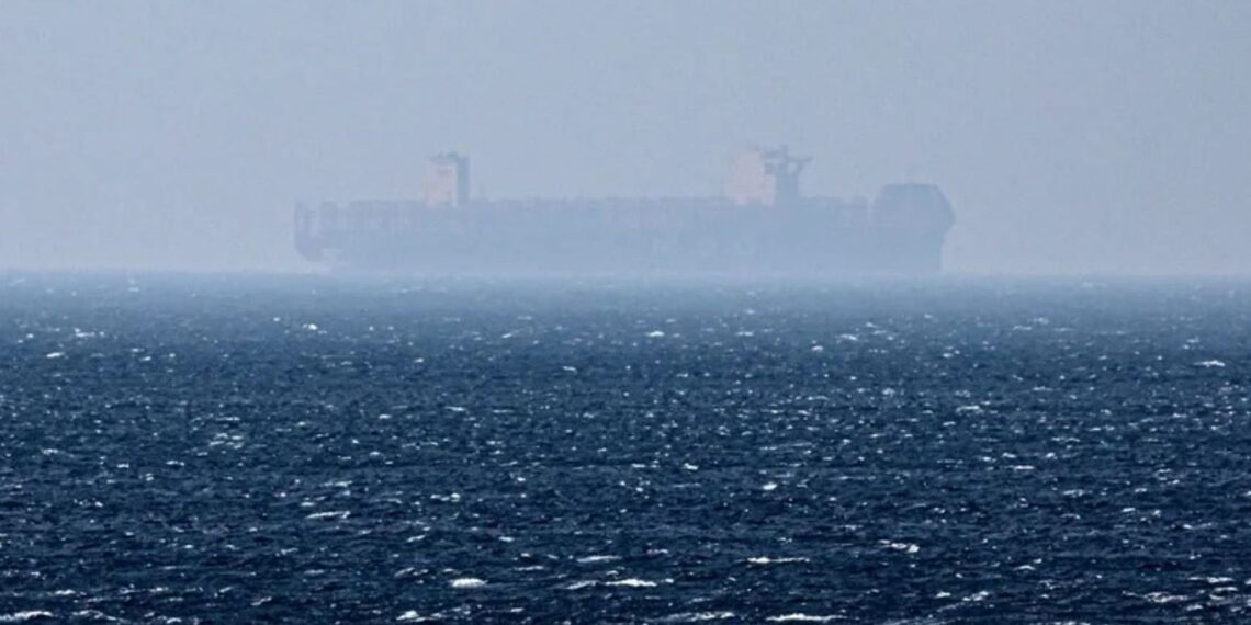 Ordena Trump bloqueo total en Ormuz tras fracaso nuclear con Irán