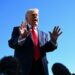 Trump amaga a China con imponer aranceles del 50% si entrega armas a Irán