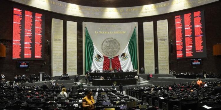 Rompería ‘Plan B’ alianza y enciende alarmas en el sector privado